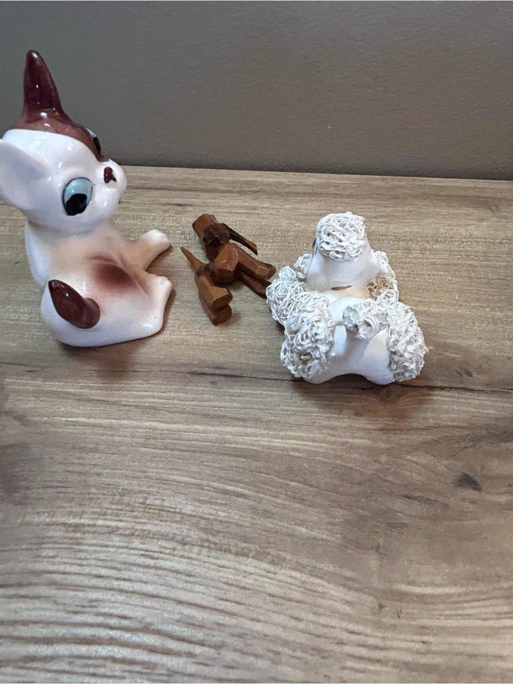 Vintage White and Brown Bulldog, wood hound dog and White Poodle Figurines - Picture 6 of 6